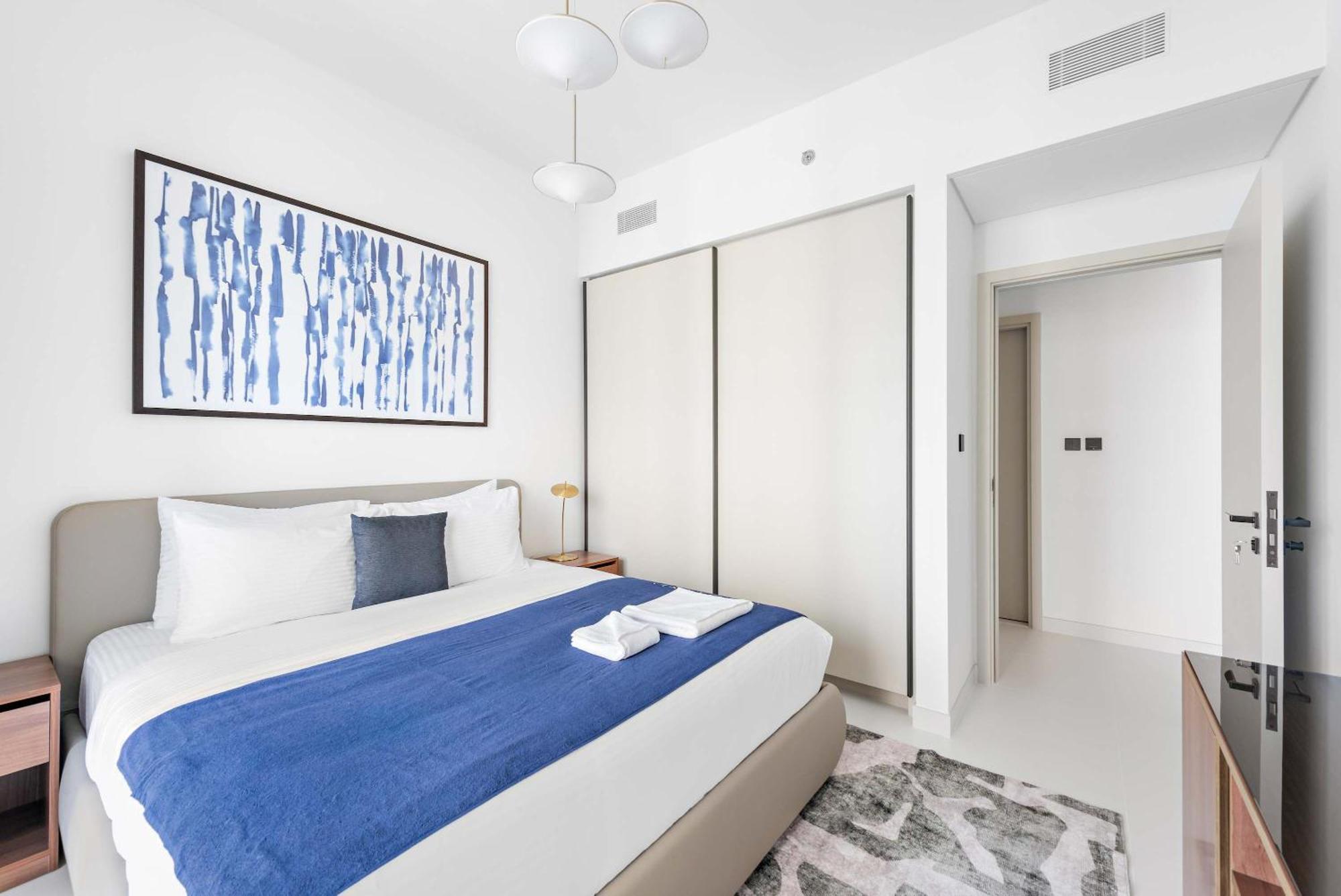 Silkhaus 1bdr With Private Marina Vista Dubai