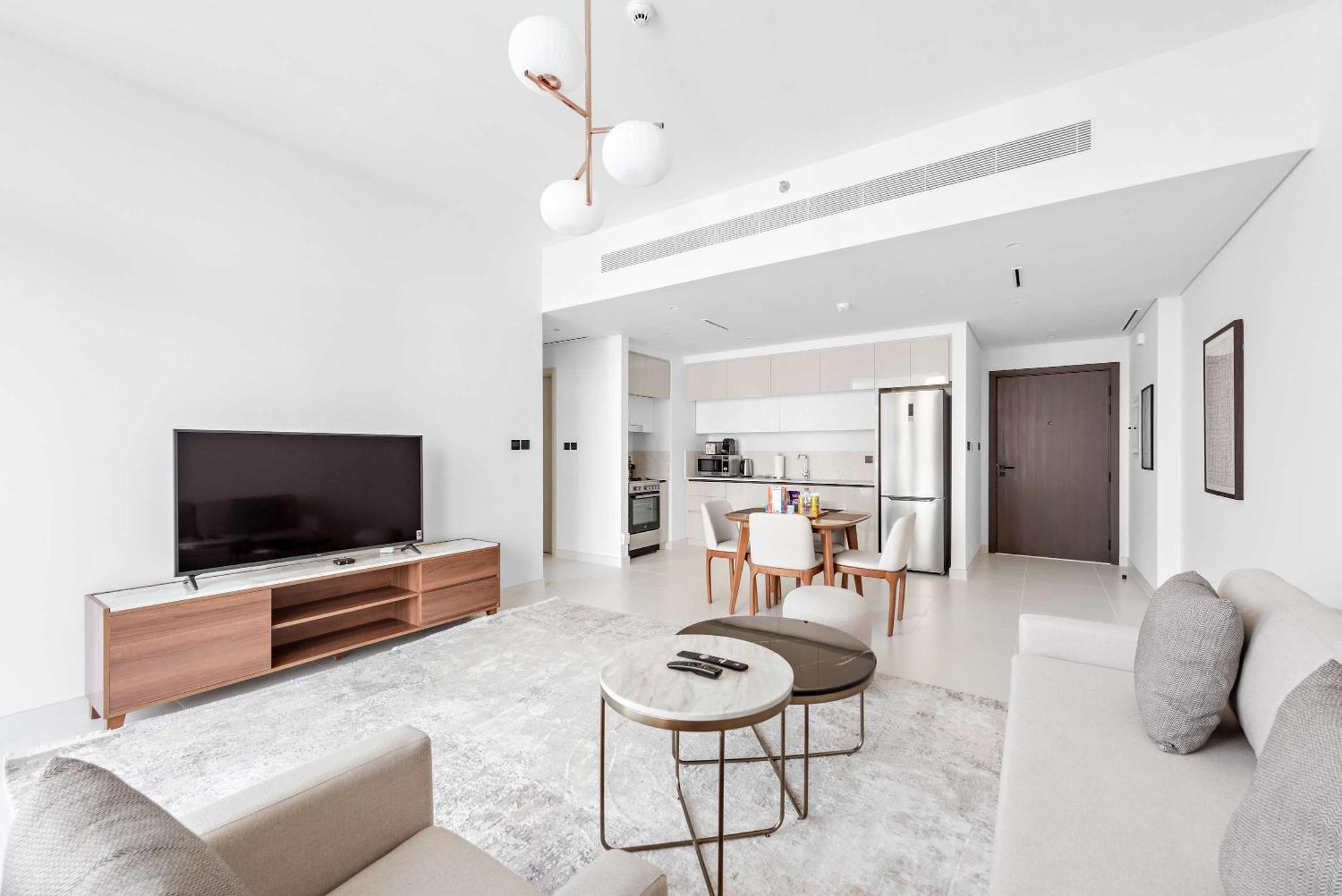 Silkhaus 1bdr With Private Marina Vista * Dubai